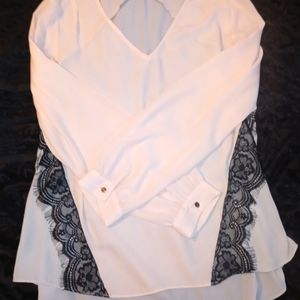 Apartment 9 size large long sleeve shirt